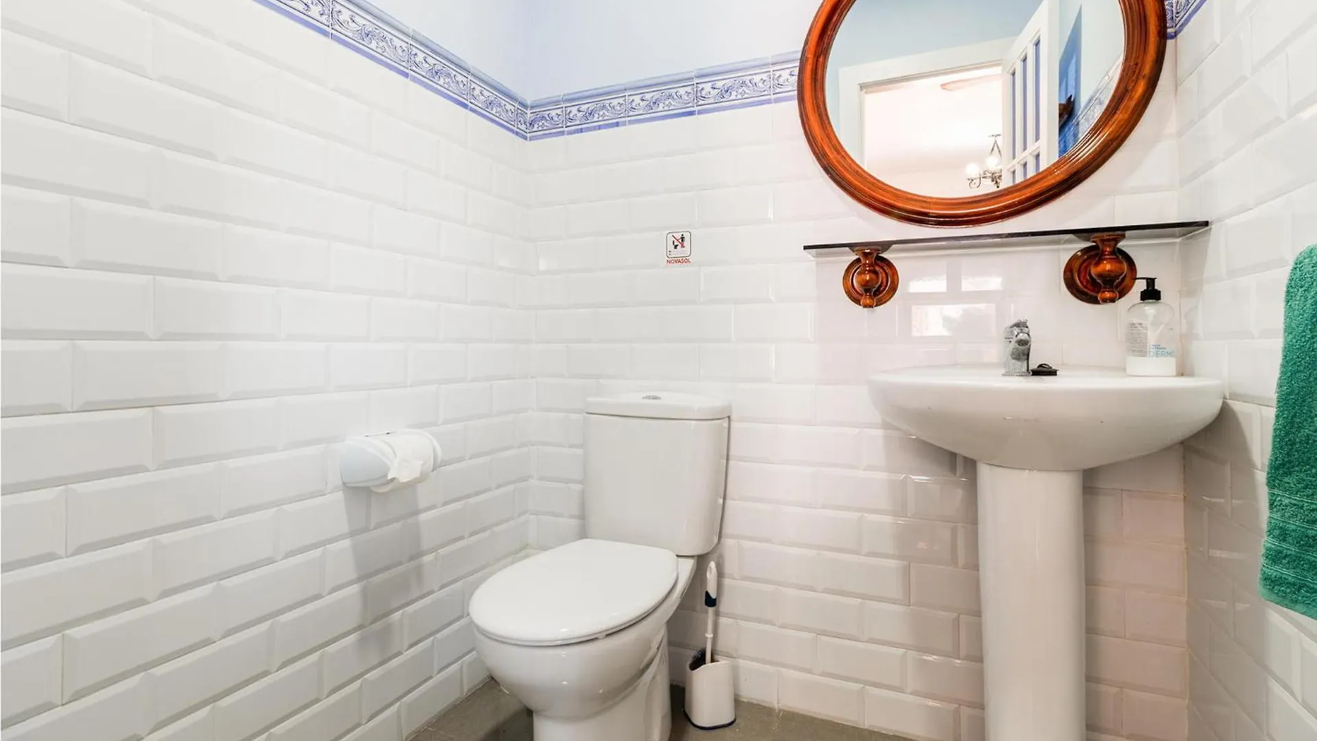 5 Bedroom Nice Home In Aguilar De La Frontera Holiday home