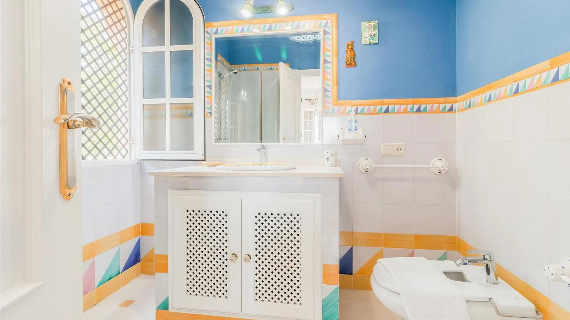 5 Bedroom Nice Home In Aguilar De La Frontera